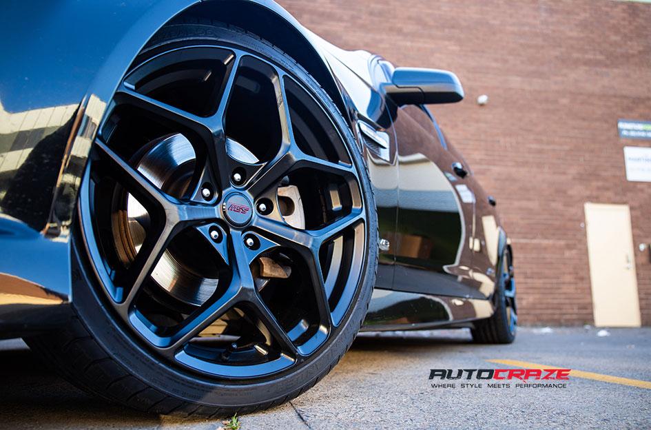 HOLDEN-COMMODORE-DOMINATE-MATTE-BLACK